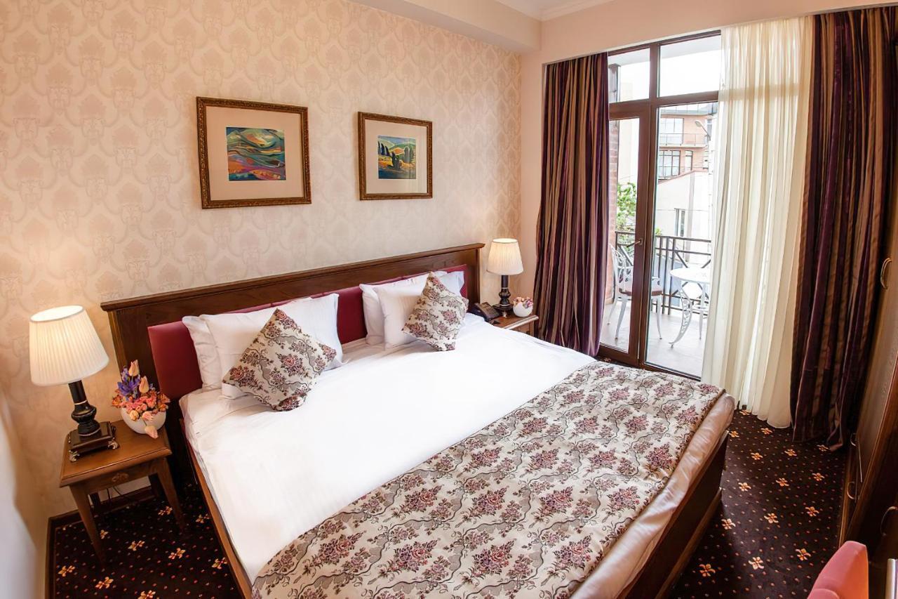 Reikartz Avlabari Tbilisi Hotel ภายนอก รูปภาพ