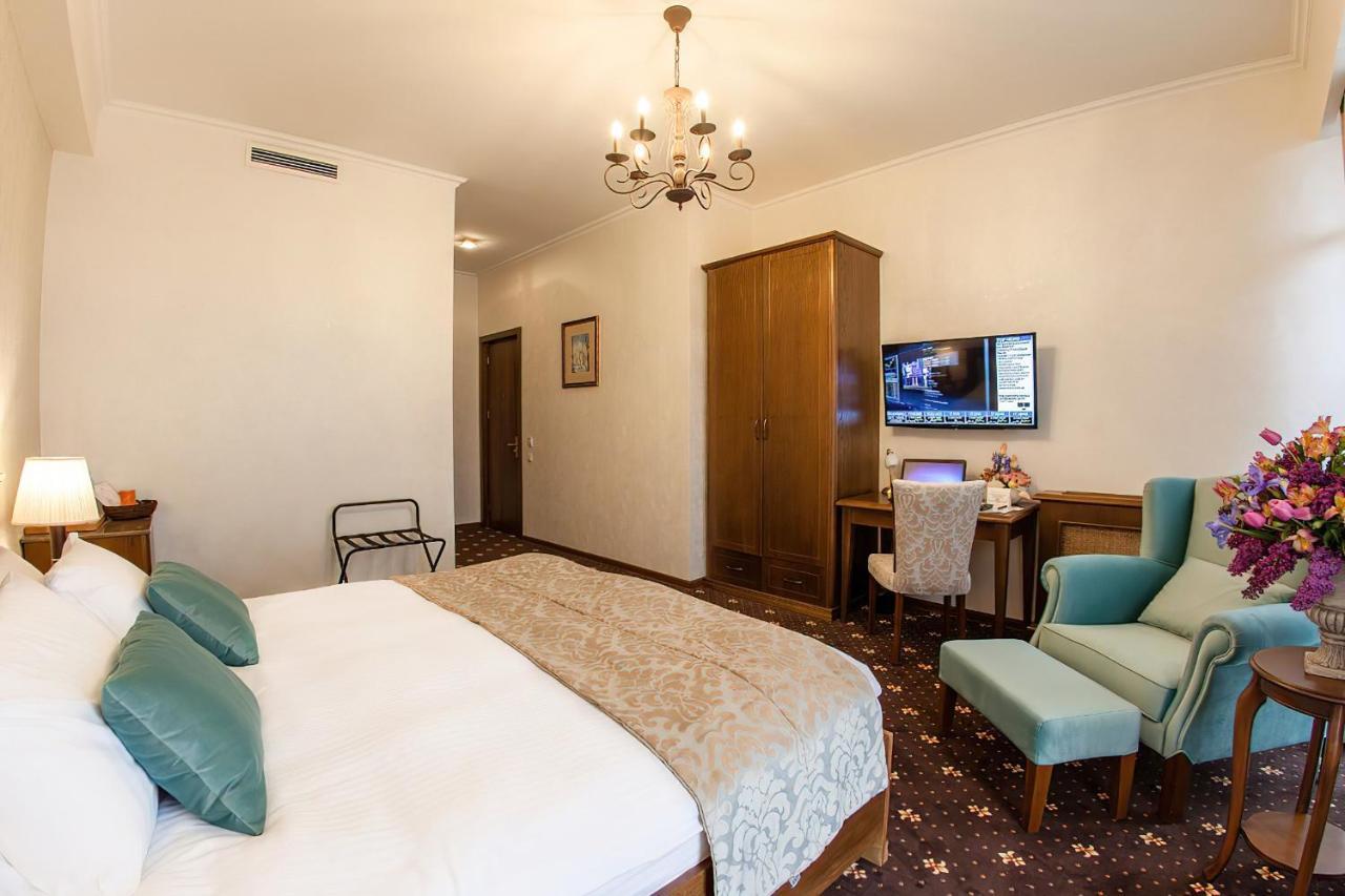 Reikartz Avlabari Tbilisi Hotel ภายนอก รูปภาพ