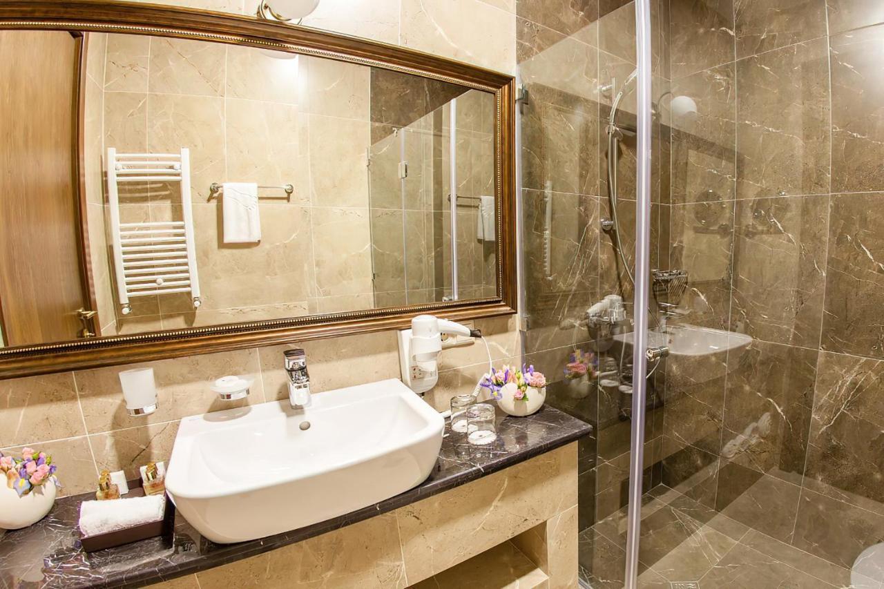 Reikartz Avlabari Tbilisi Hotel ภายนอก รูปภาพ
