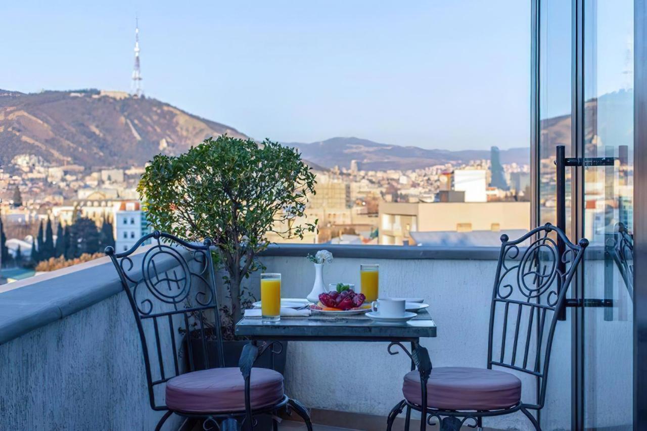 Reikartz Avlabari Tbilisi Hotel ภายนอก รูปภาพ
