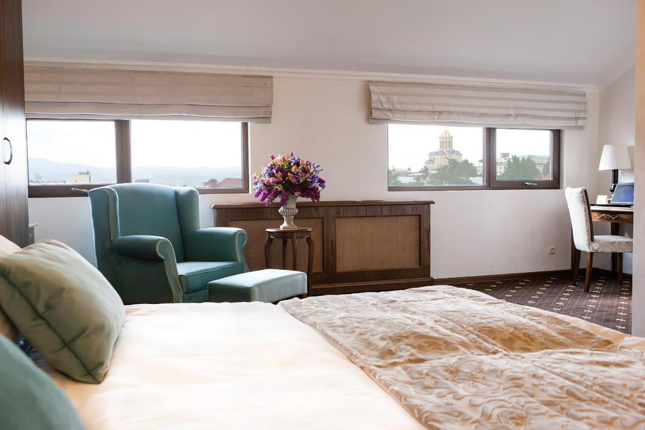 Reikartz Avlabari Tbilisi Hotel ภายนอก รูปภาพ