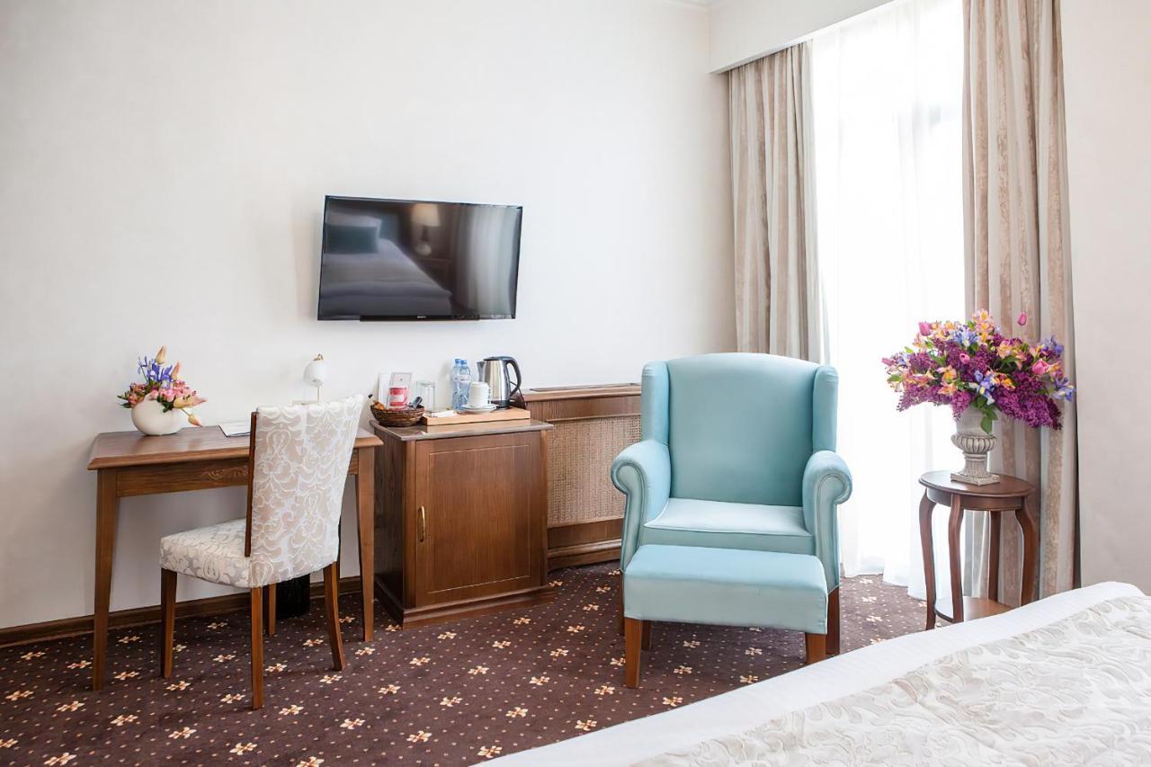 Reikartz Avlabari Tbilisi Hotel ภายนอก รูปภาพ